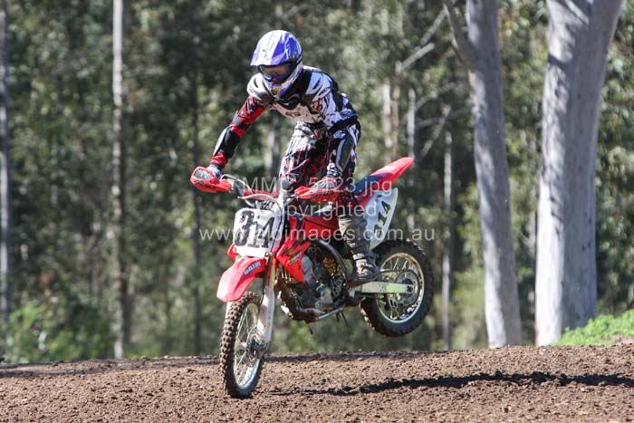 678x444 pixels (76K)